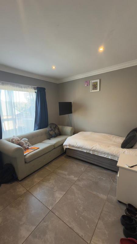 4 Bedroom Property for Sale in Noorsekloof Eastern Cape